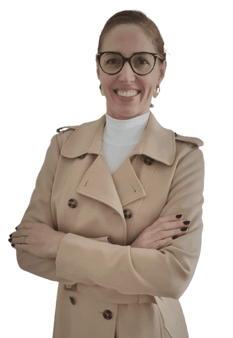 Érika Abächerly, fundadora da Abächerly Consultoria em Licitações, de braços cruzados